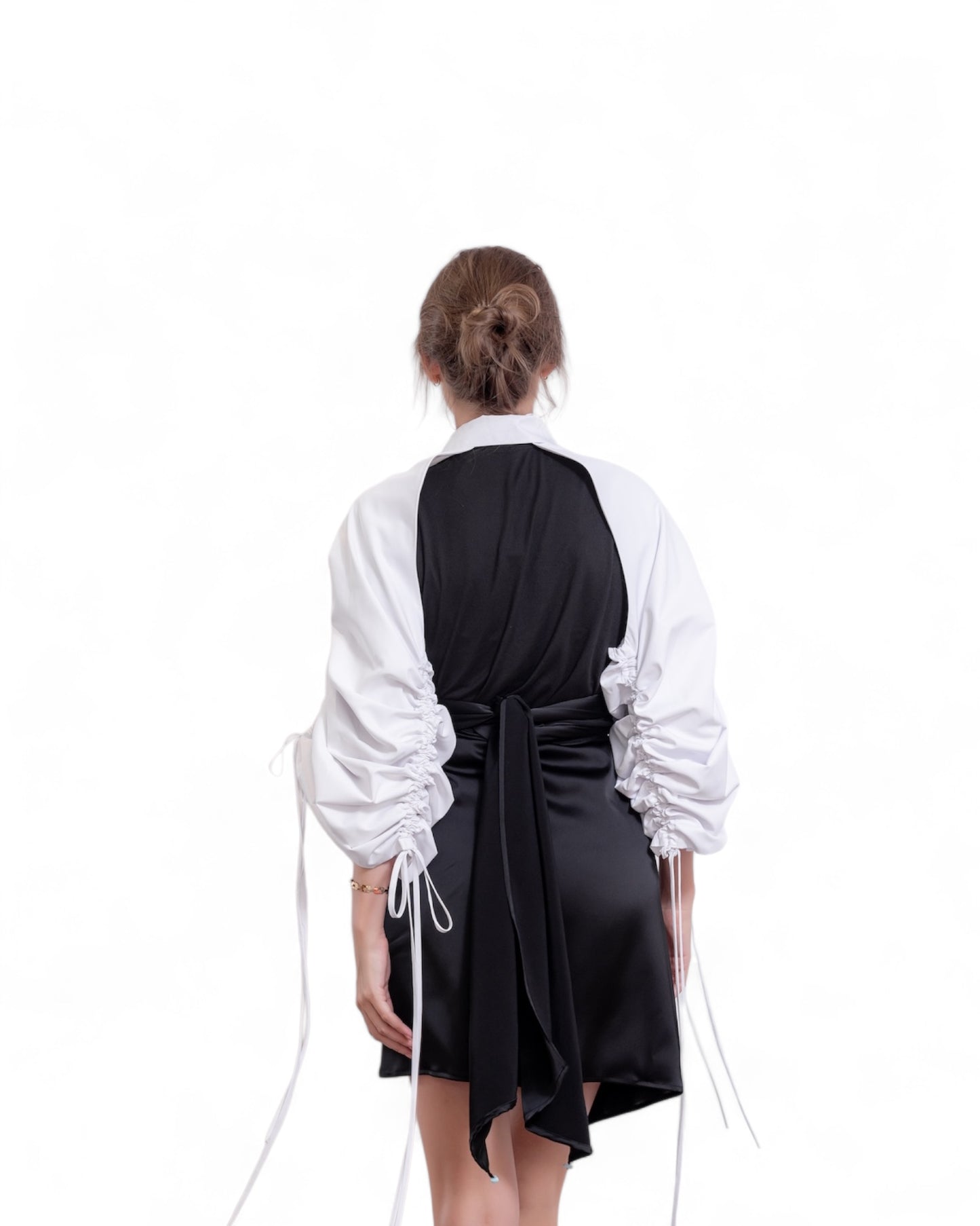 VALMA DETACHABLE SLEEVES